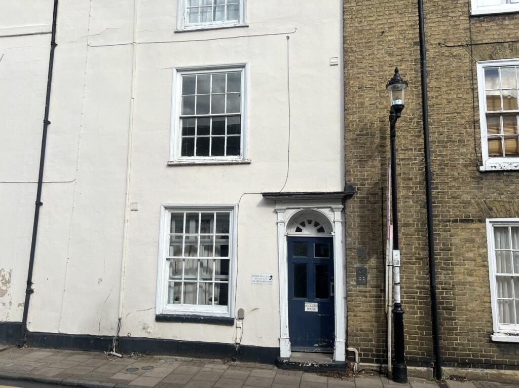 Main image of property: High Street, Huntingdon, Cambridgeshire, PE29