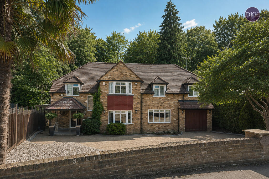Main image of property: Chestnut Avenue, Rickmansworth
