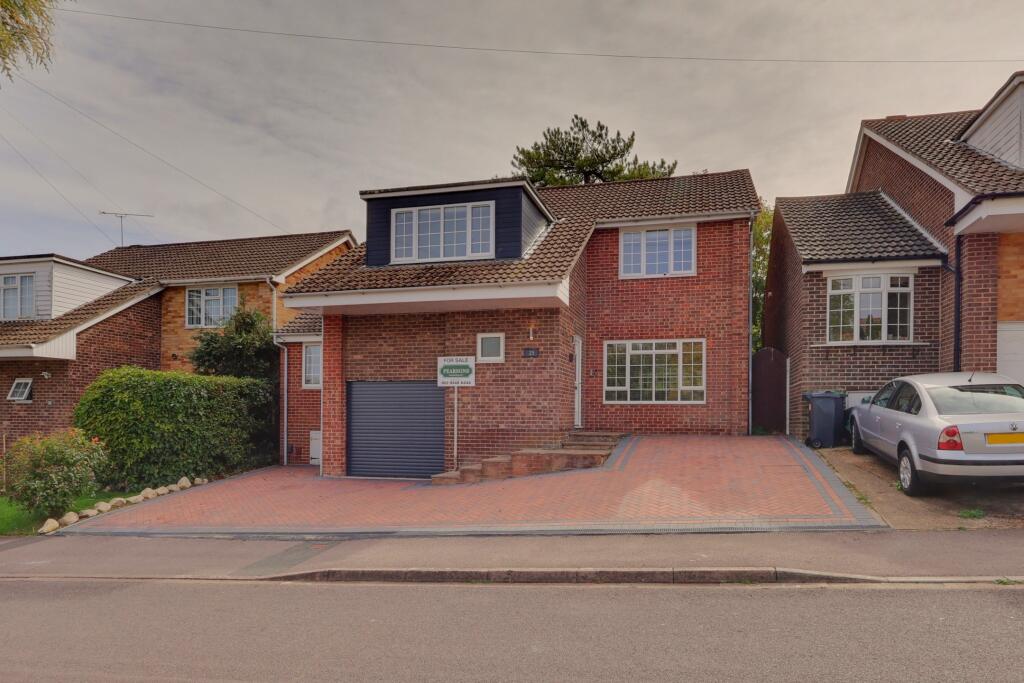 Main image of property: Pennant Hills, Bedhampton, Havant