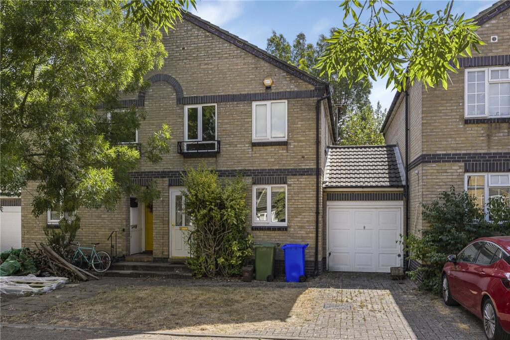 Main image of property: Chargrove Close, London, SE16