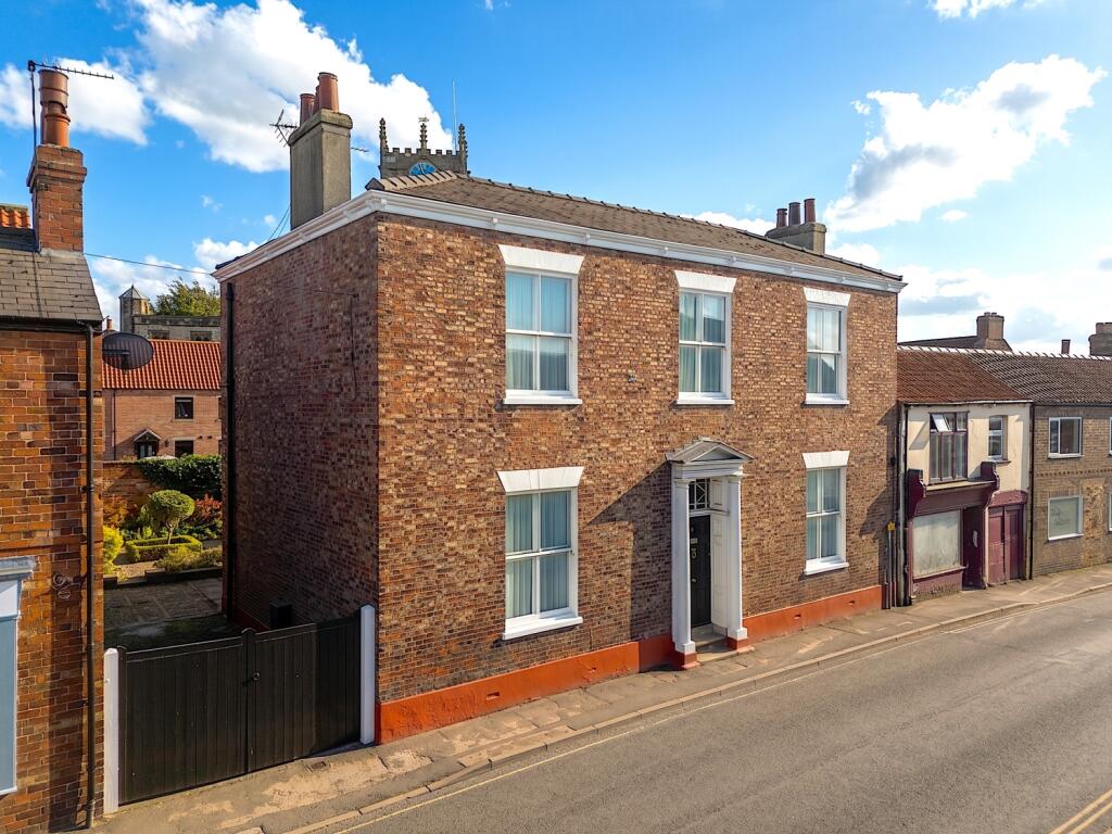Main image of property: Chapmangate, Pocklington, York, North Yorkshire, YO42 2AZ