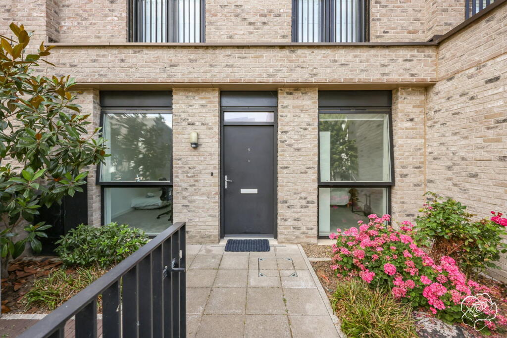 Main image of property: Madison Way, Stratford, E20