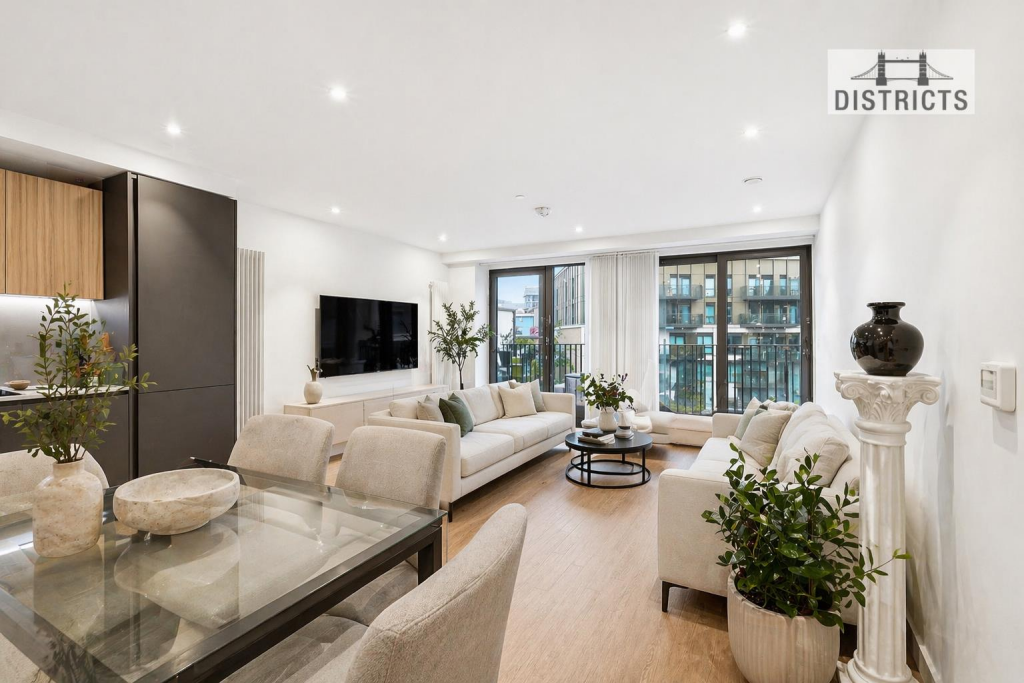 Main image of property: Western Gateway, Canning Town, E16