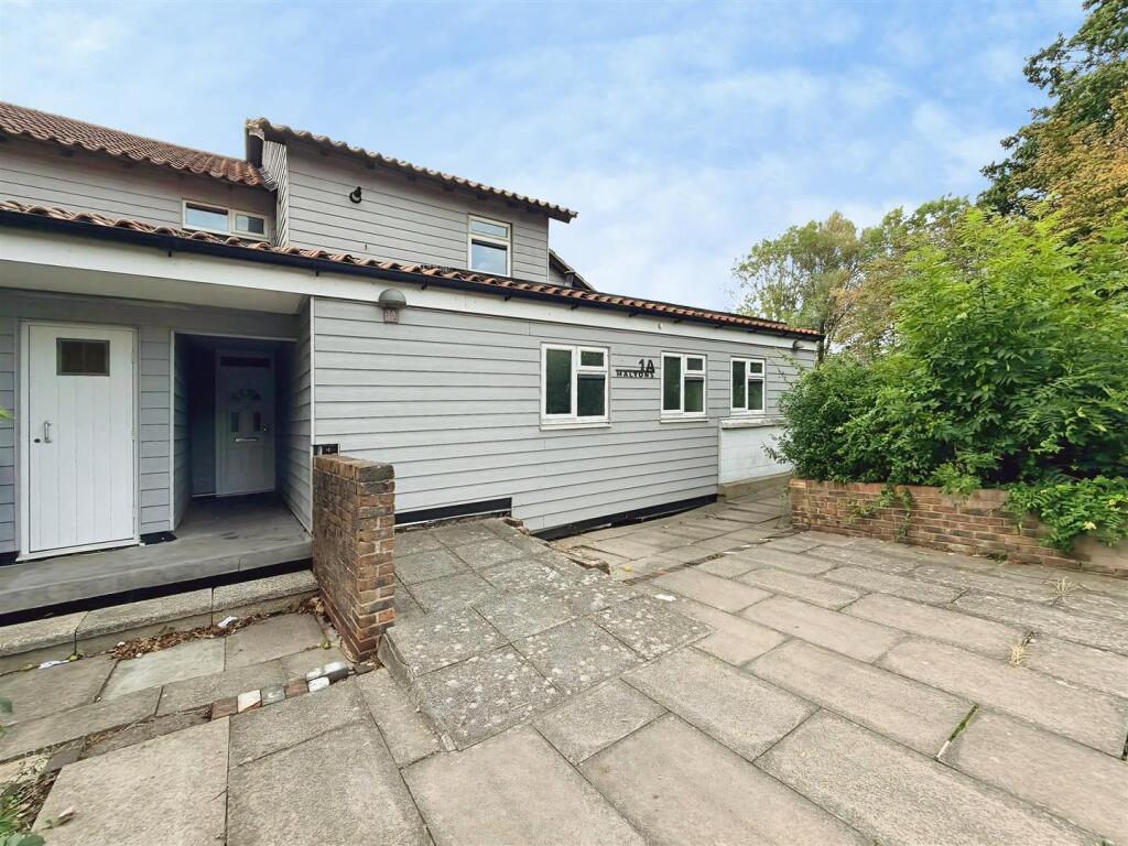Main image of property: Delvins, Basildon