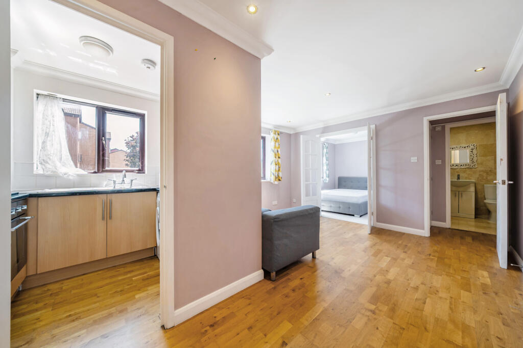 Main image of property: Cumberland Place, London