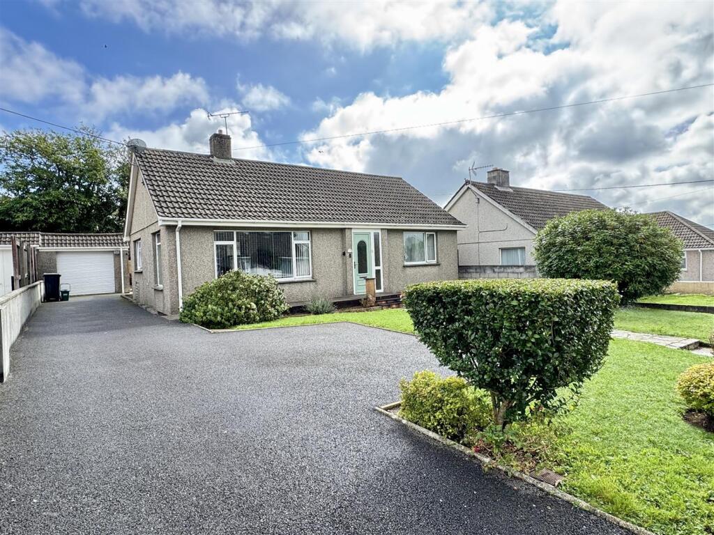 Main image of property: Trevarno Close, Trewoon