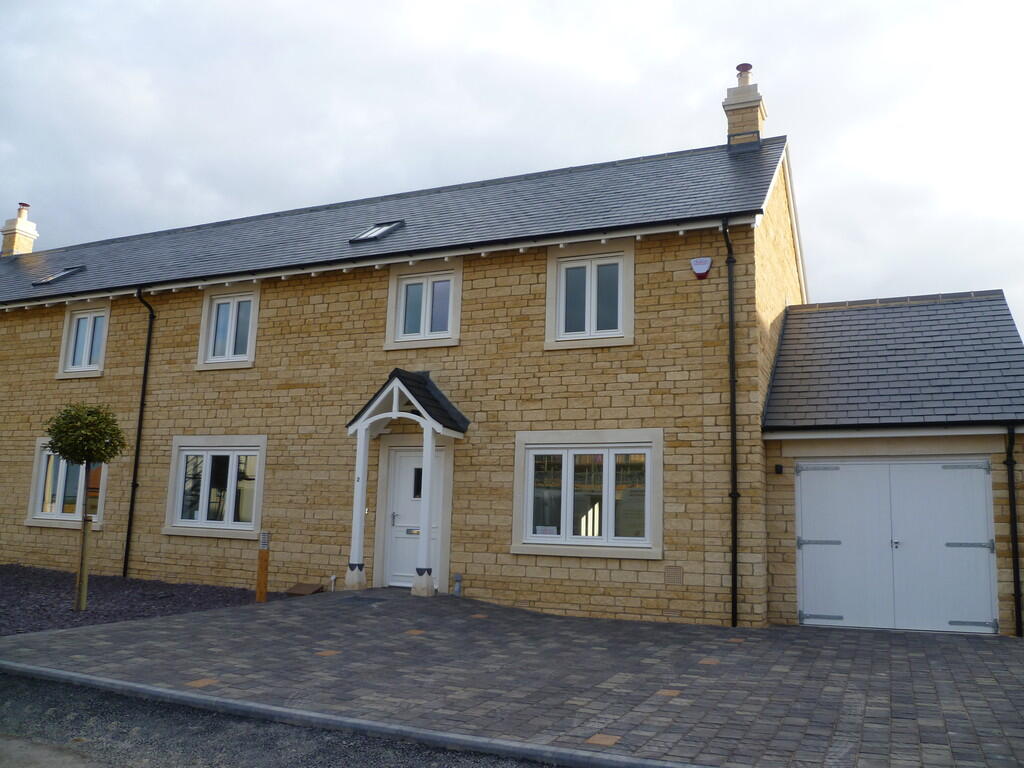 Main image of property: Valley View, Mill Lane