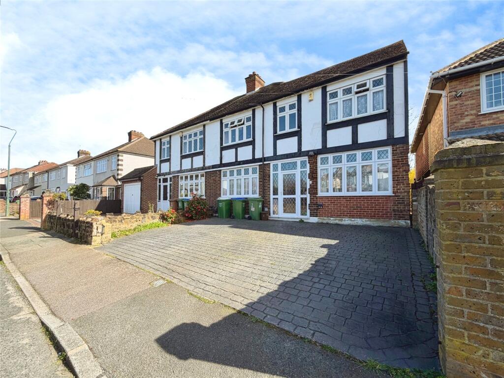 Main image of property: Oaklands Close, Bexleyheath, DA6