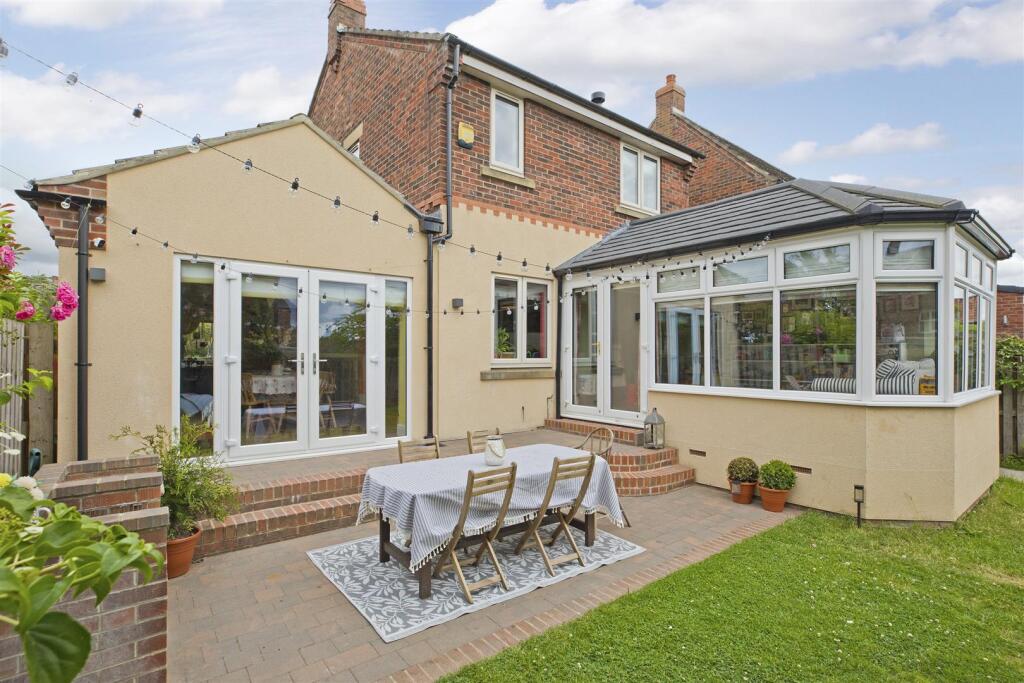 Main image of property: The Willows, 9 Dovecote Mews, Topcliffe, Thirsk