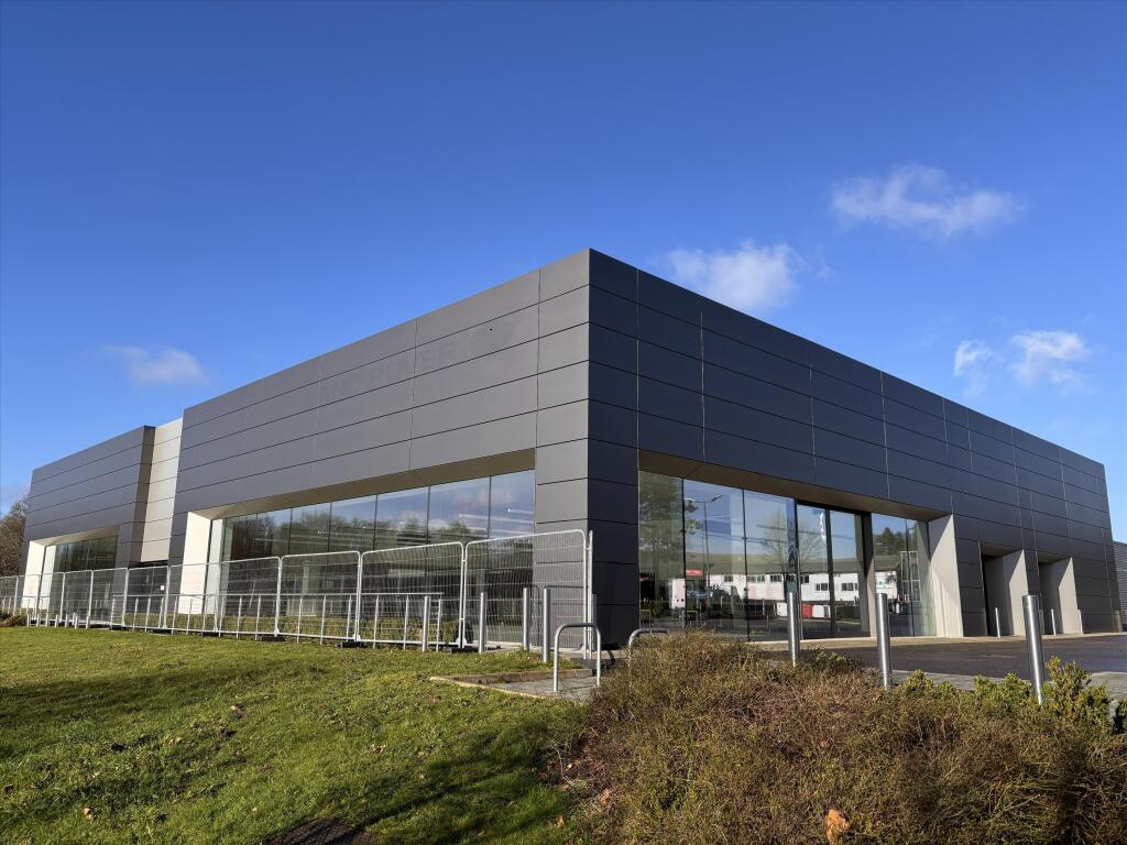 Main image of property: Jaguar Land Rover Premises, 5 Greenham Business Park, Greenham, Thatcham, Berkshire RG19