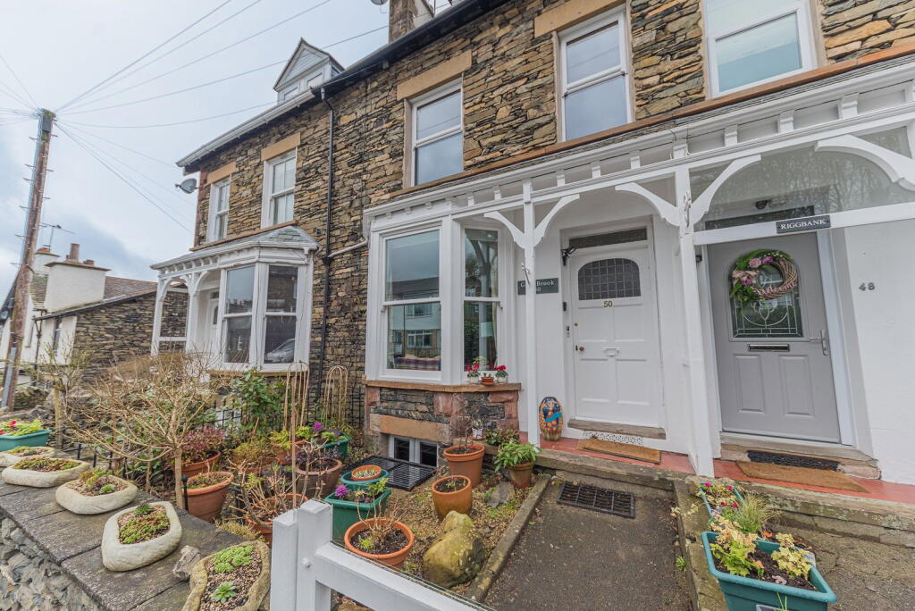 Main image of property: Flat 2, 50 Craig Walk, Bowness-on-Windermere, LA23 2JT