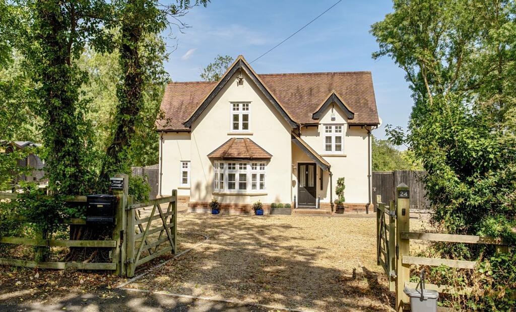 Main image of property: 24 Old North Road, Water Newton, Peterborough, Cambridgeshire, PE8 6LU