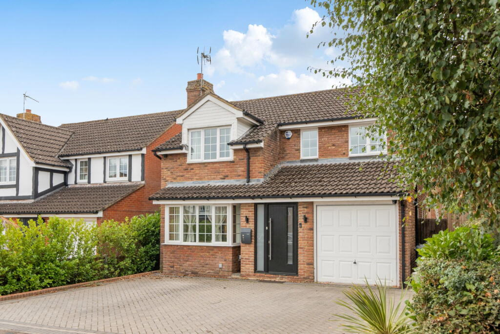 Main image of property: Borrell Close, Broxbourne, EN10 7RD