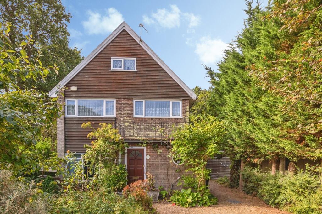 Main image of property: Dorrita Avenue, Waterlooville, Hampshire, PO8
