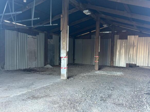 Unit 19  Photo 4