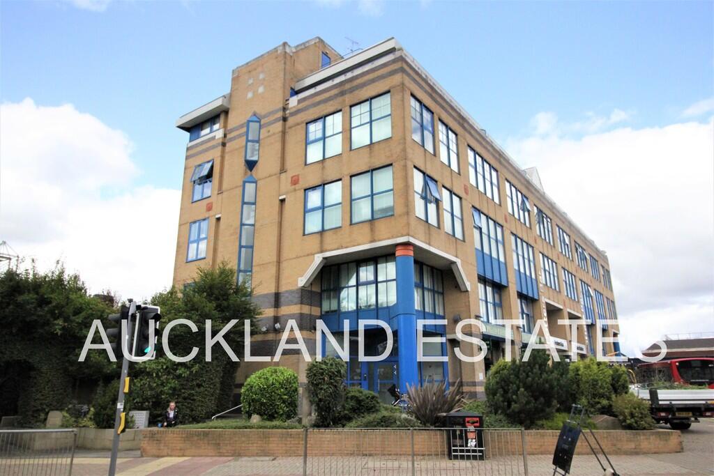 Main image of property: Darkes Lane, Potters Bar
