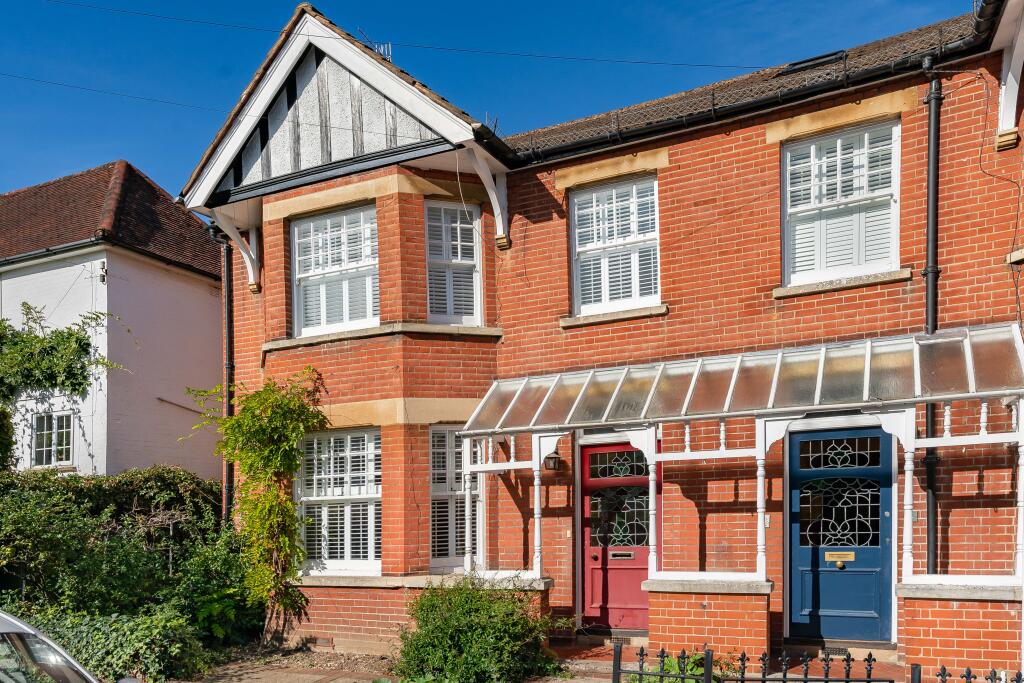 Main image of property: Park View Road, Berkhamsted, Hertfordshire, HP4