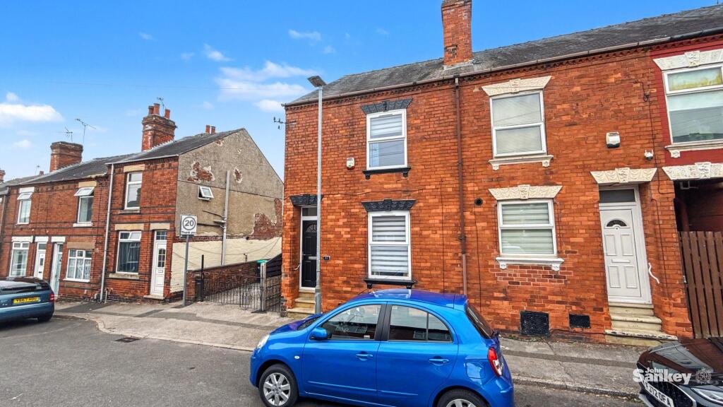 Main image of property: Cromwell Street, Mansfield, NG18