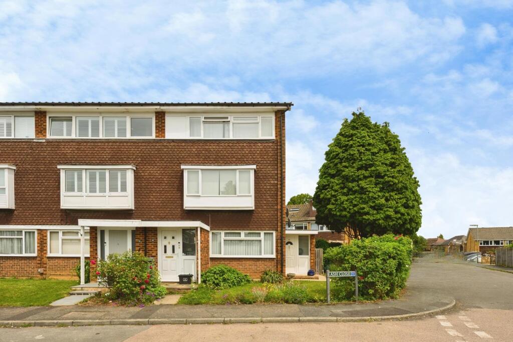 Main image of property: Ash Close, Merstham, Redhill, Surrey, RH1