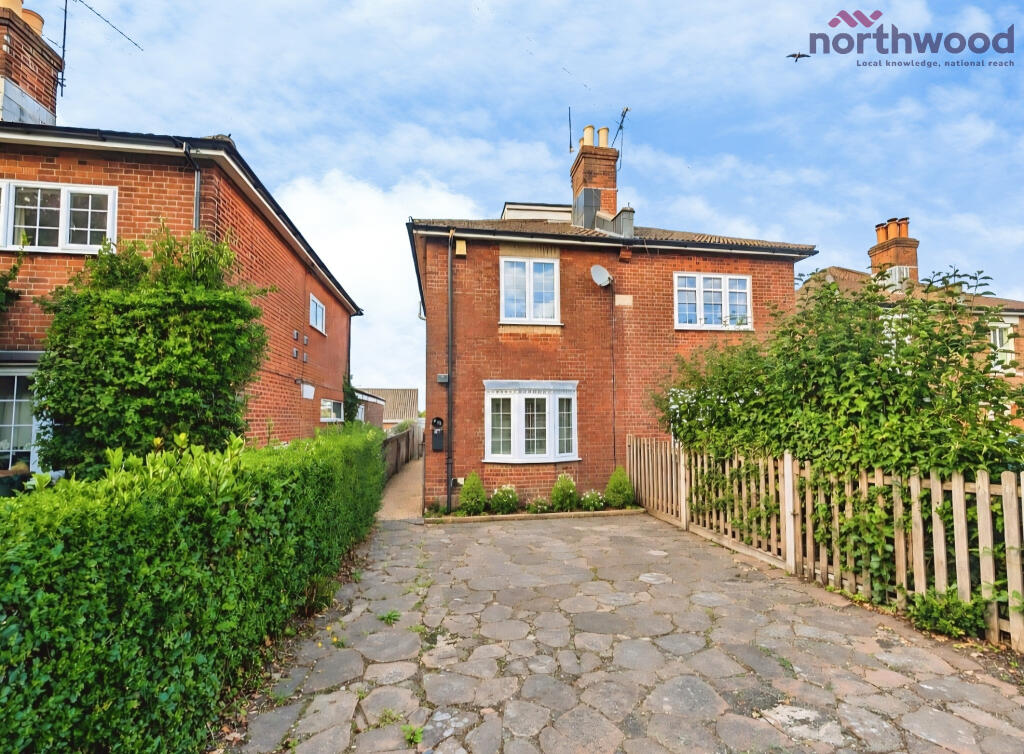Main image of property: Moorgreen Road, West End, SO30