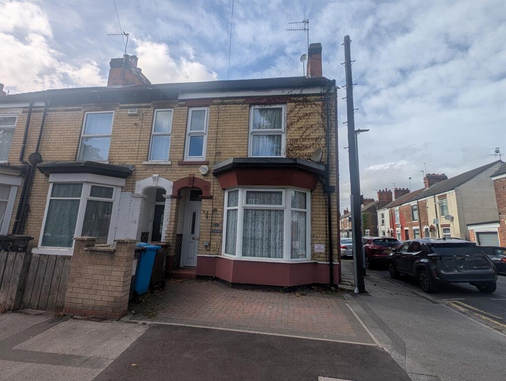 Main image of property: Albert Avenue, Hull