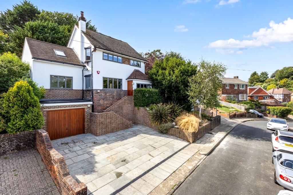 Main image of property: Hillside Way, Withdean, BN1