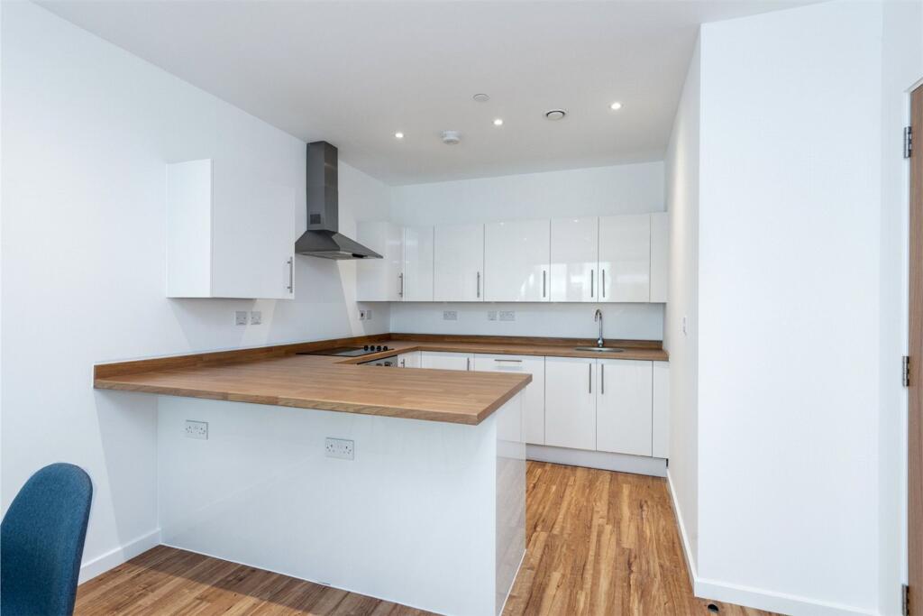 Main image of property: South House, Gillingham Gate Road, ME4