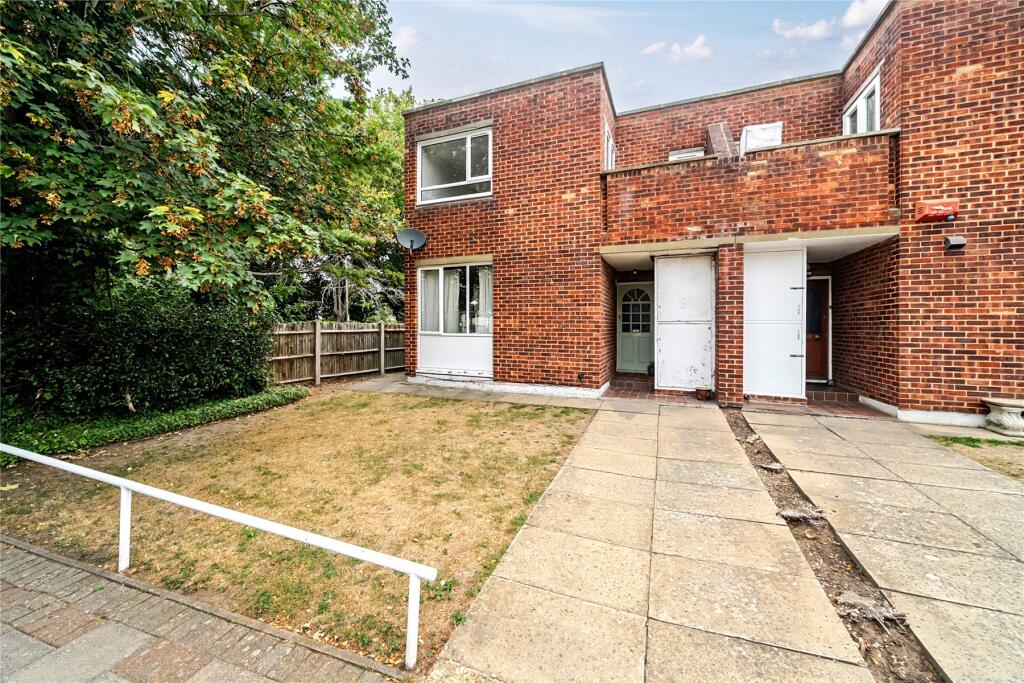 Main image of property: Pembroke Road, Bromley