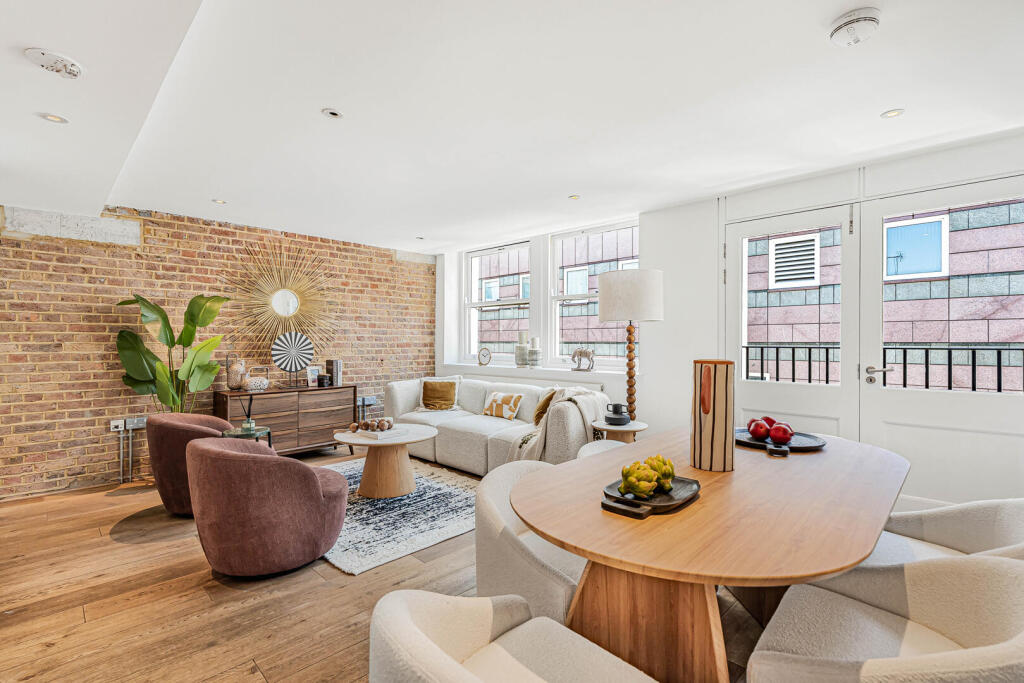 Main image of property: Middlesex Street, London, E1 7EX