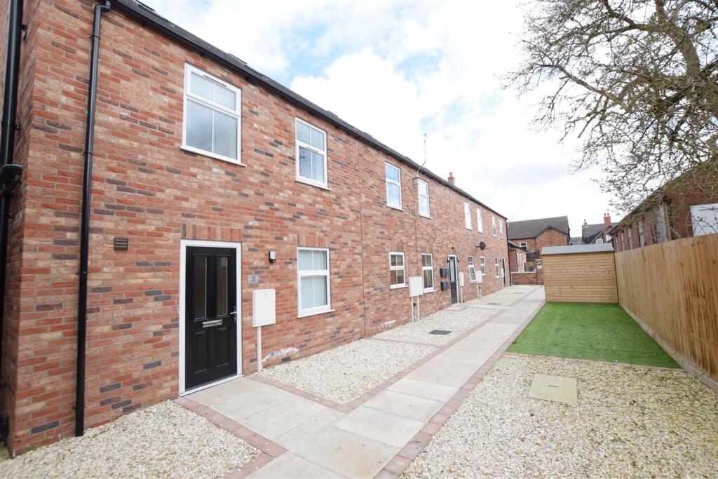 Main image of property: Shakespeare Mews, Lincoln