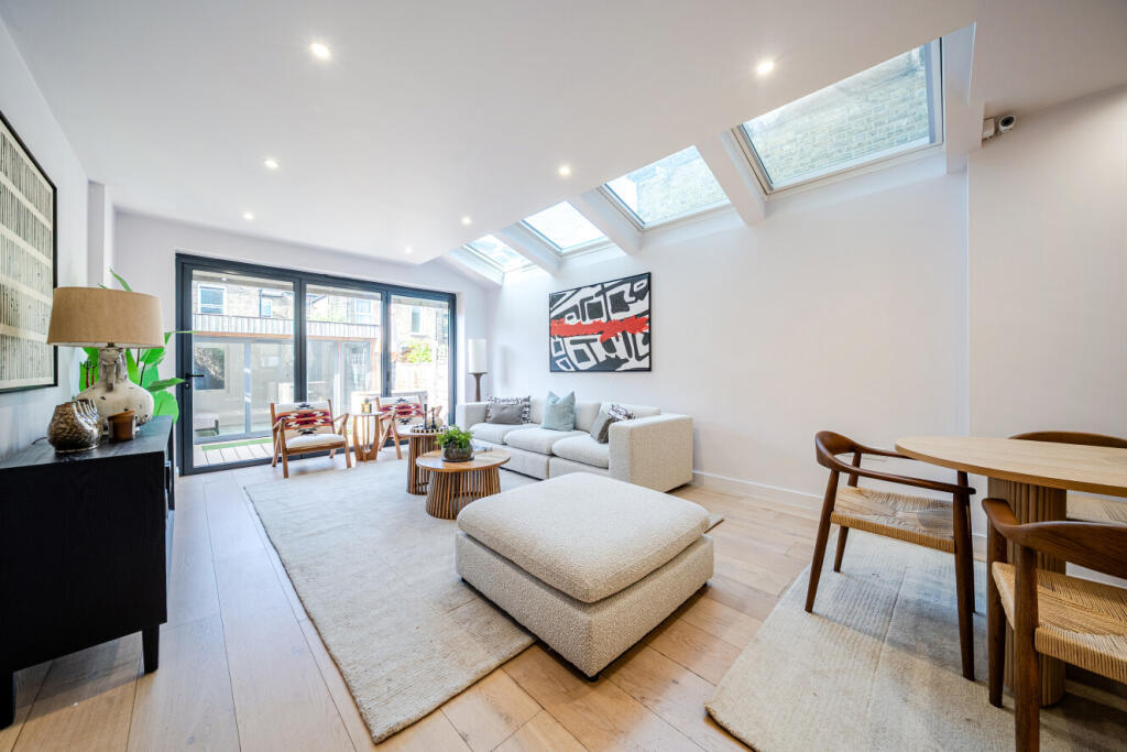 Main image of property: Newton Road, Wimbledon, London, SW19