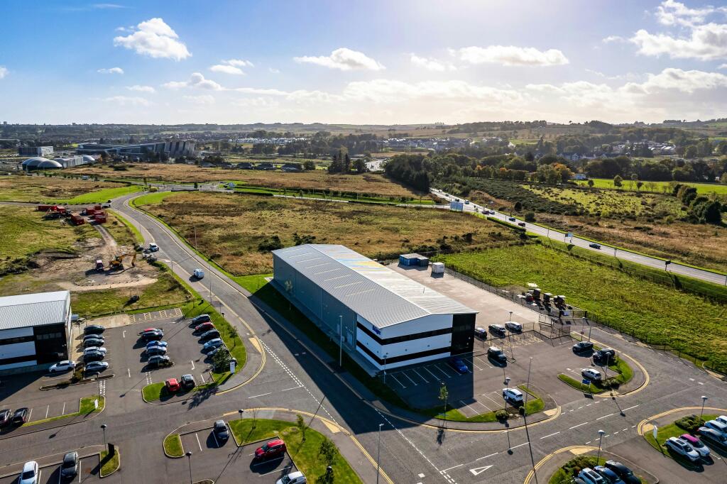 Main image of property: ABZ Business Park, Units 9A  9B International Avenue, Aberdeen, AB21 0BH