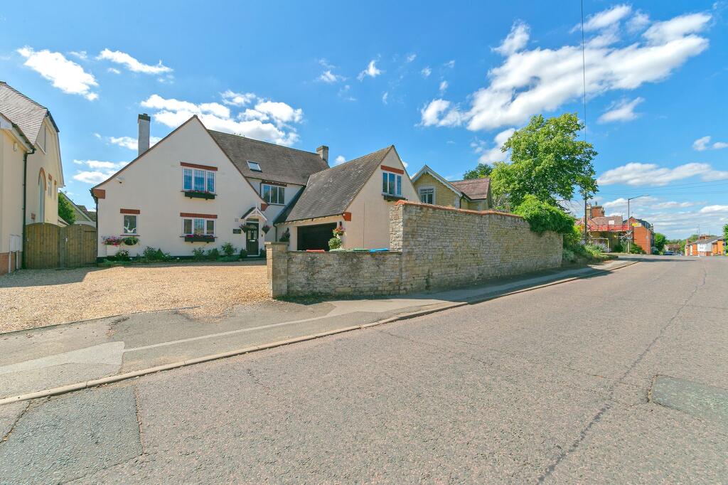 Main image of property: Calverton Road, Stony Stratford, MK11