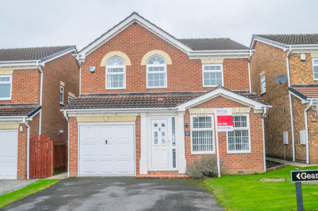 Main image of property: 18 GEARY DRIVE WAKEFIELD WF2 0UQ