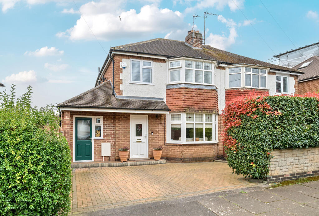 Main image of property: Welland Lodge Road, Cheltenham, Gloucestershire, GL52