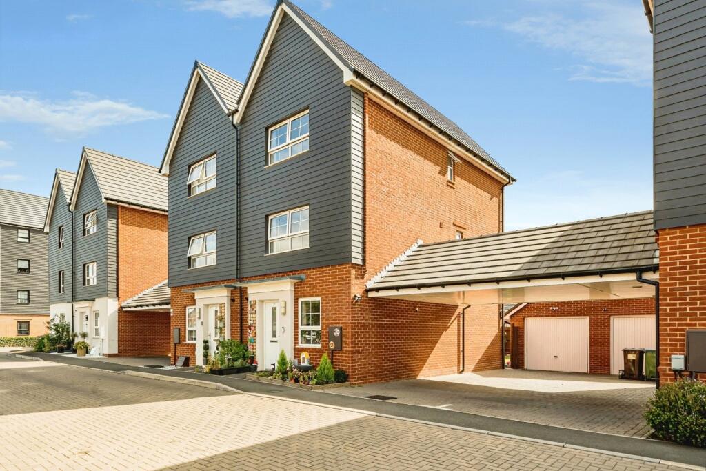 Main image of property: Grand Junction, Broughton, Aylesbury, Buckinghamshire, HP22
