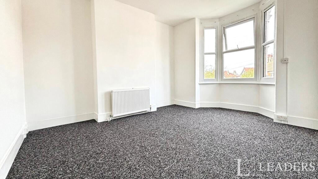 Main image of property: West Road, Westcliff-on-Sea, SS0