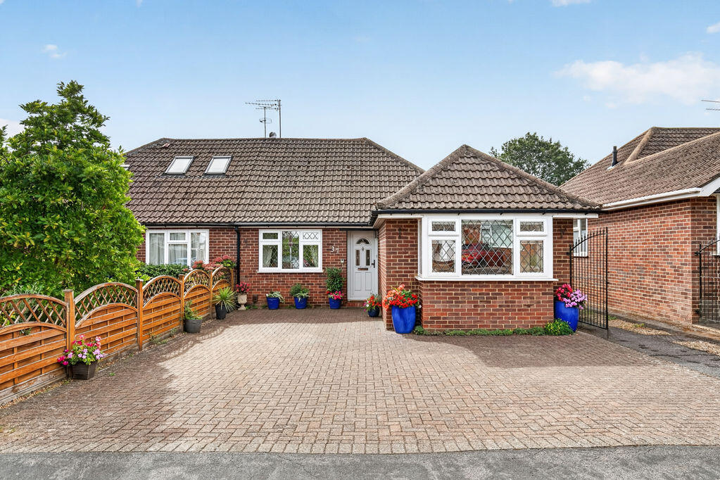 Main image of property: Copthall Way, New Haw