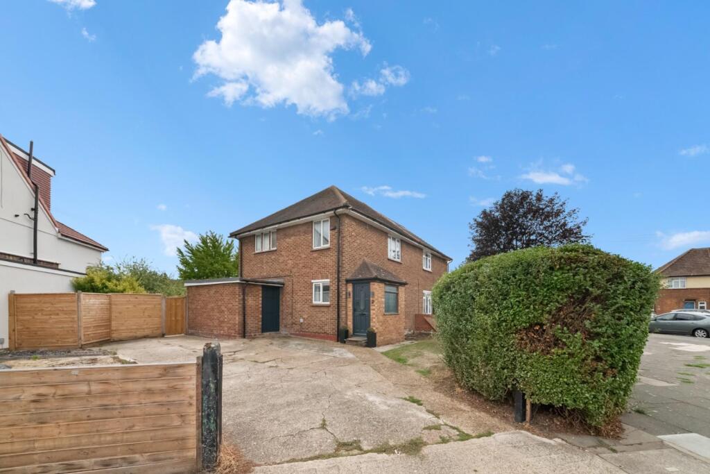 Main image of property: Chestnut Close, Hayes