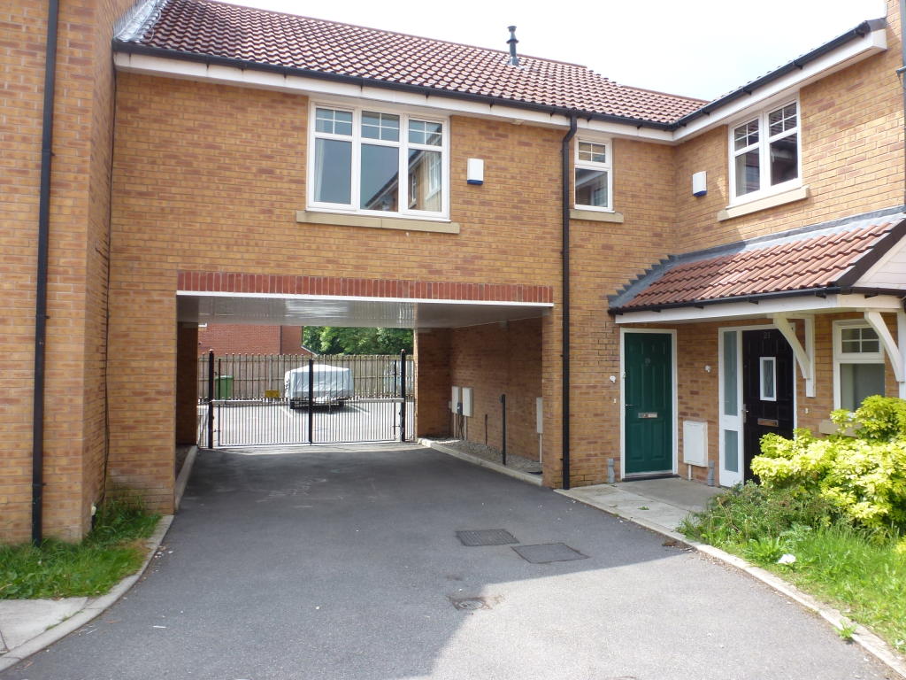 Main image of property: APARTMENTHigher Clough Close,Bolton,BL3