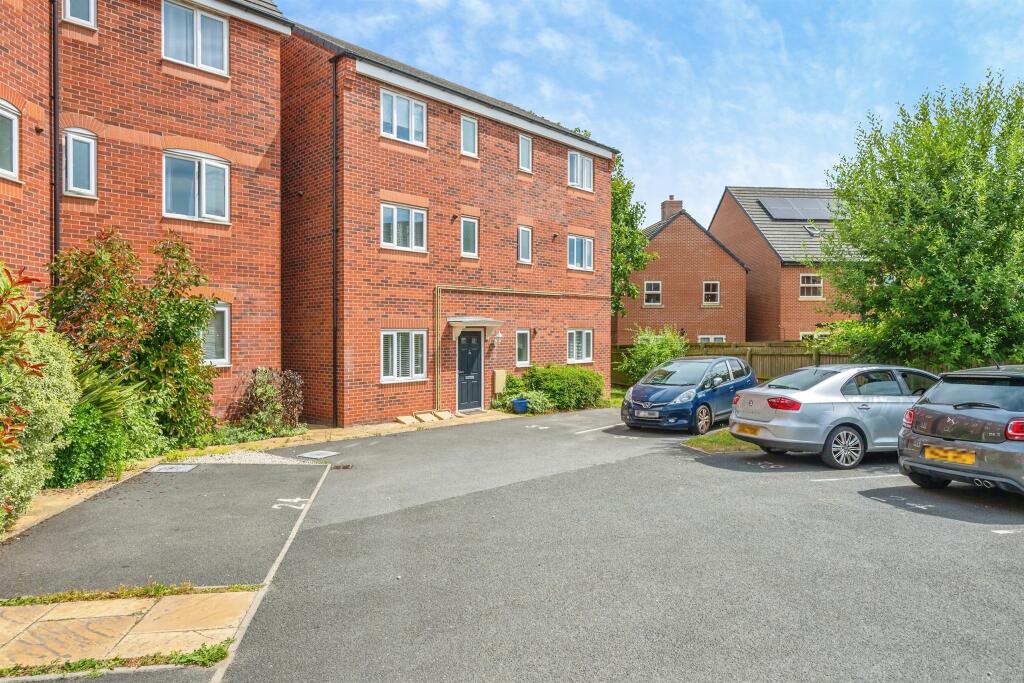 Main image of property: Battersea Park Way, Derby