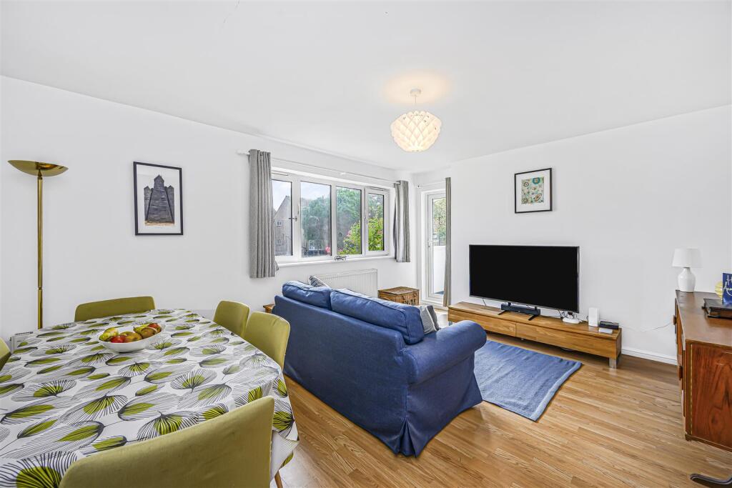 Main image of property: The Drive, London