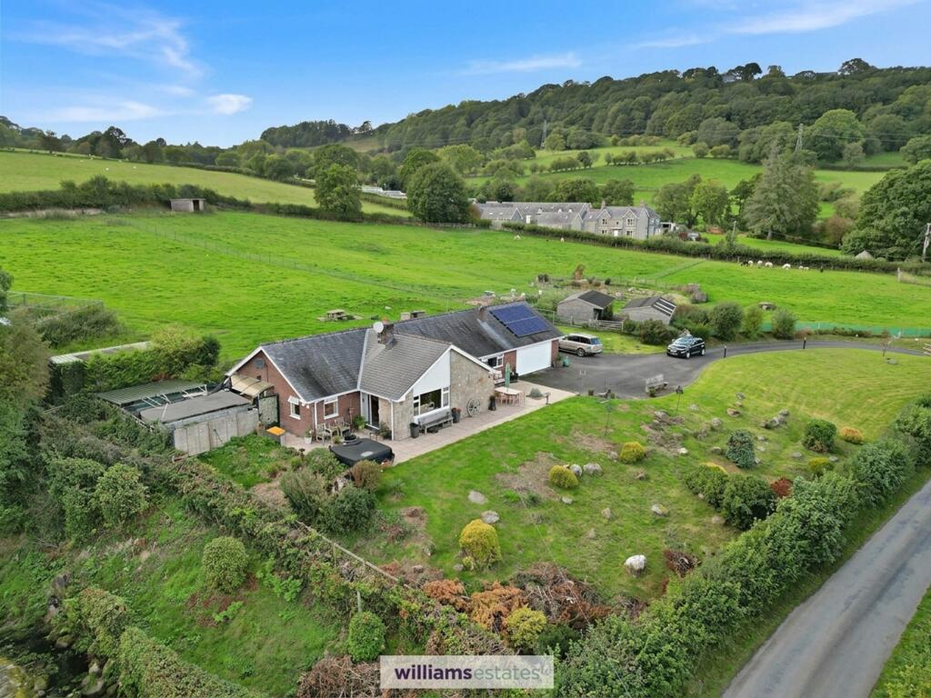 Main image of property: Glanrafon, Corwen, LL21