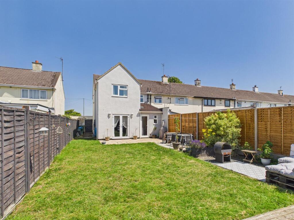 Main image of property: Sandyleaze, Longlevens, Gloucester