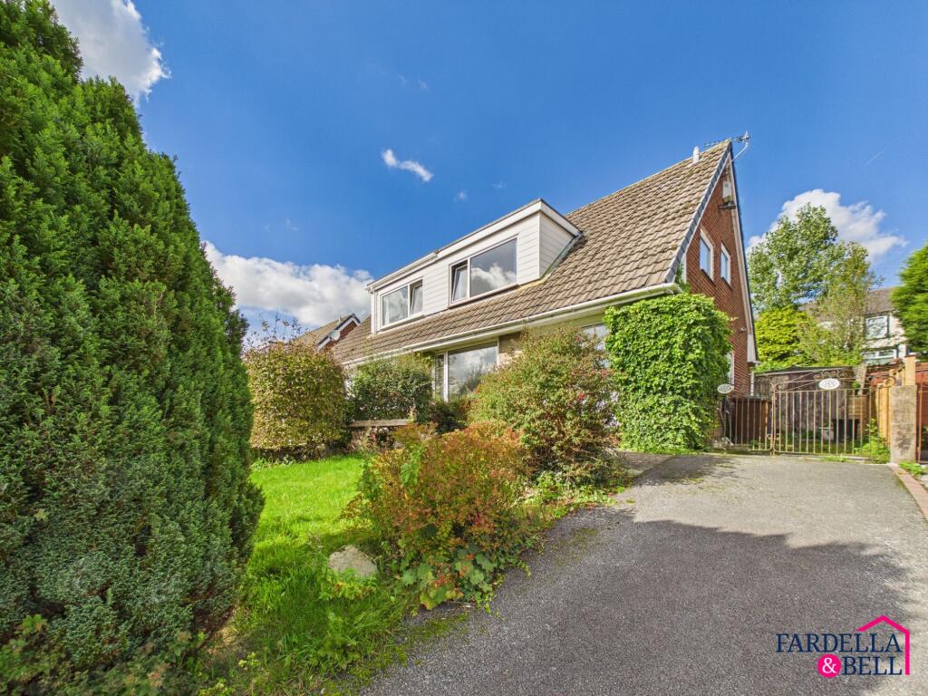 Main image of property: Lydgate, Burnley, BB10