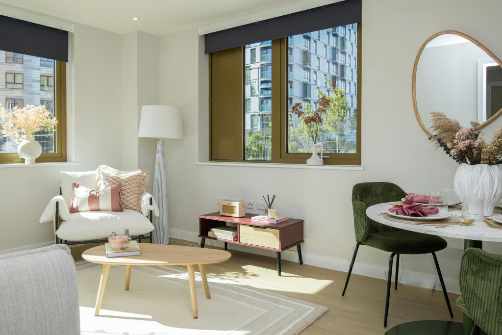 Main image of property: Alloway Courtyard, Weldale Street, Reading