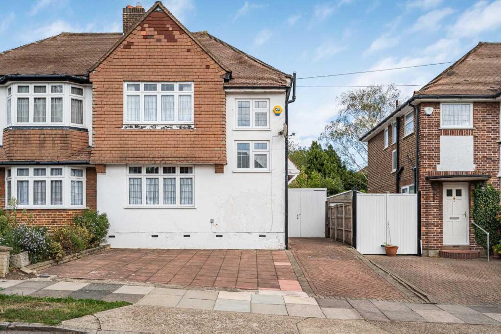 Main image of property: Knoll Drive, Southgate, N14