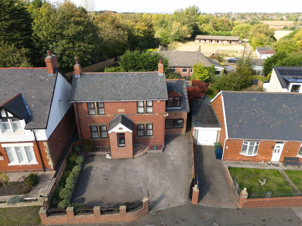Main image of property: Inglenook, Streetgate