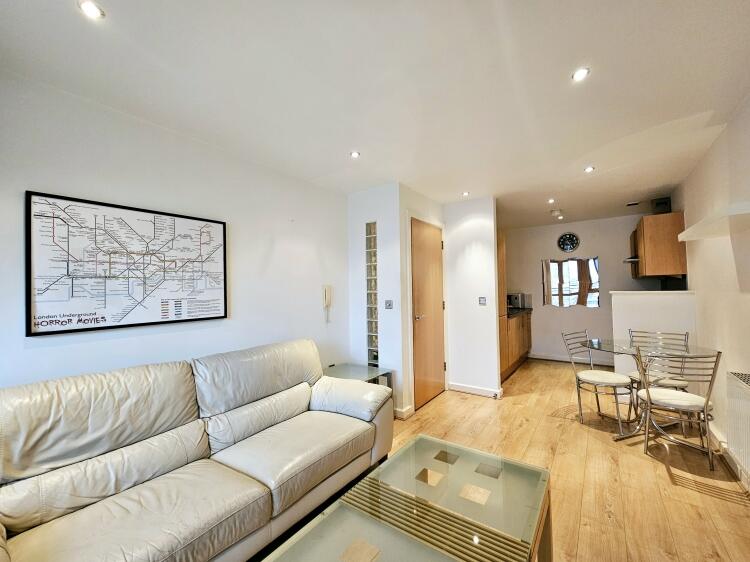 Main image of property: St James Quay Bowman Lane Leeds LS10