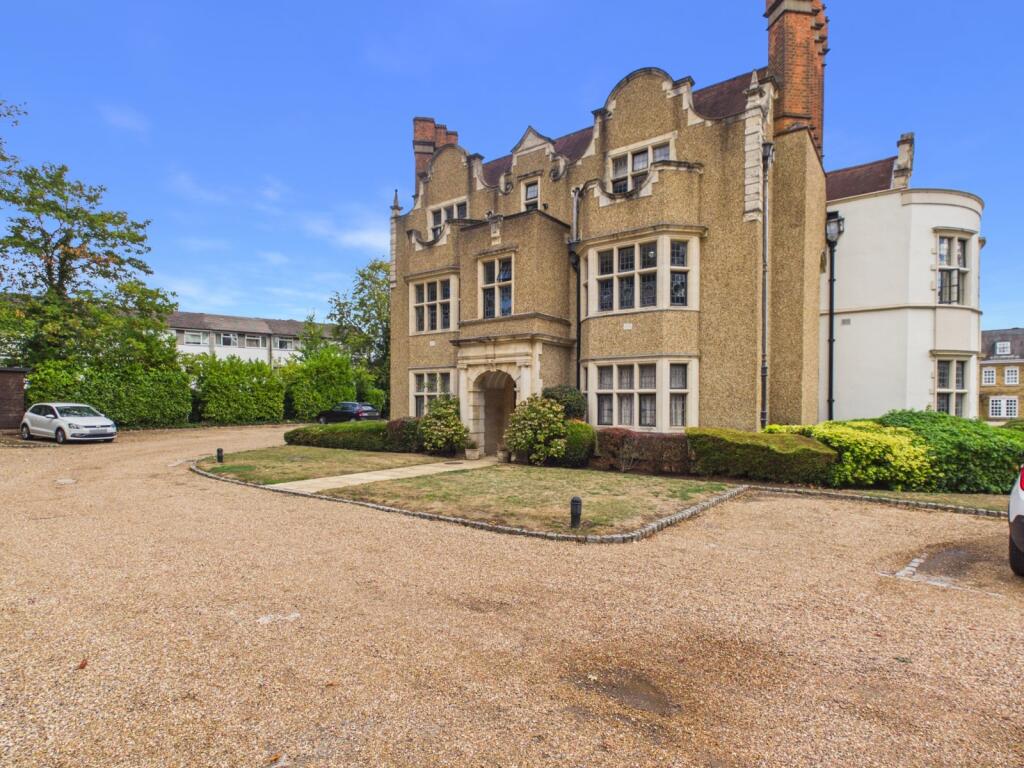 Main image of property: Vicarage Road, Staines-upon-Thames, Surrey, TW18